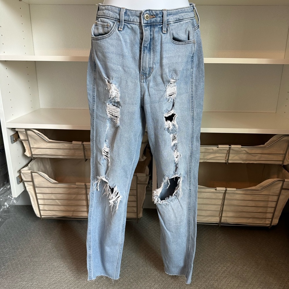 Women’s Hollister Cropped Mom Jeans
